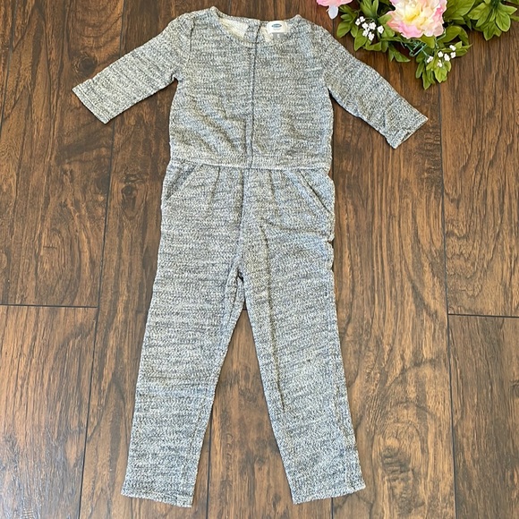 Girls jumpsuit size 5 - Picture 1 of 6